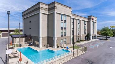 Best Western Plus Belle Meade Inn & Suites