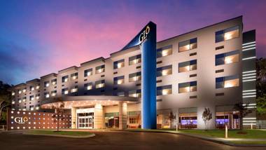 GLō Best Western Nashville Airport West