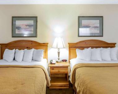 Quality Inn & Suites at Dollywood Lane