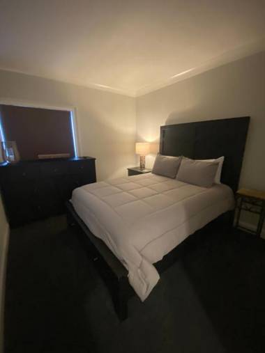 River Place Condos 111 3BD