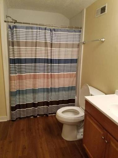 Spacious East Knoxville Duplex