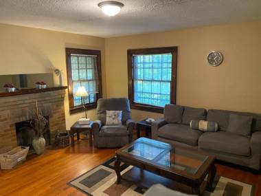 Quaint Apartment in Older East Knoxville