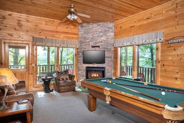 Bear Creek Falls Retreat