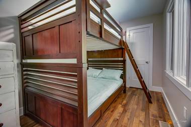 Leconte Mountain Lodge