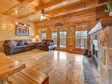 Moonlight Lodge 8 Bedrooms Hot Tub Wi-Fi Pool Sleeps 40