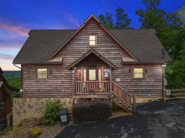 SmokyStays Bears Den Cabin