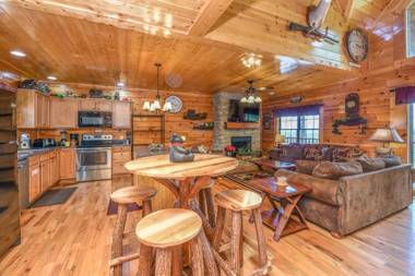 SmokyStays Bears Den Cabin