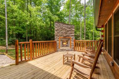 Fire in the Sky 5BRs New Build Hot Tub Pool Access Sleeps 12