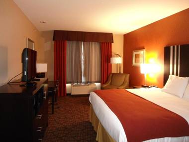 Holiday Inn Express and Suites Alpine an IHG Hotel