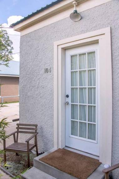 Dragonfly Cottage 1 of 5 listings downtown