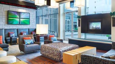 Aloft Dallas Arlington Entertainment District