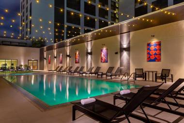 Hilton Austin
