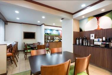Fairfield Inn and Suites Austin South