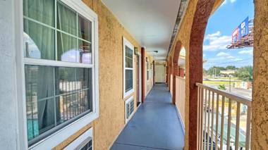 Travelodge by Wyndham Austin South