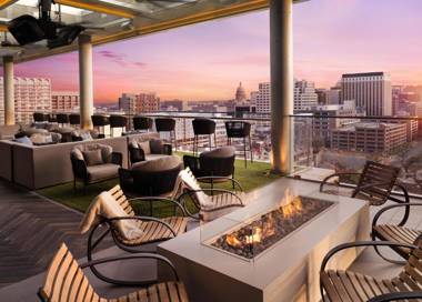 AC Hotel by Marriott Austin-University