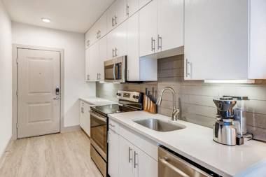 Sentral East Austin 1630