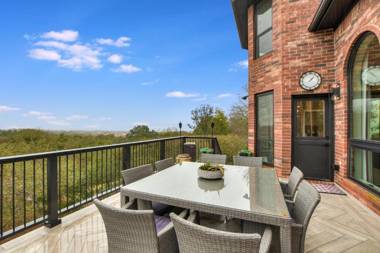 The ABOVE Overlook Estate
