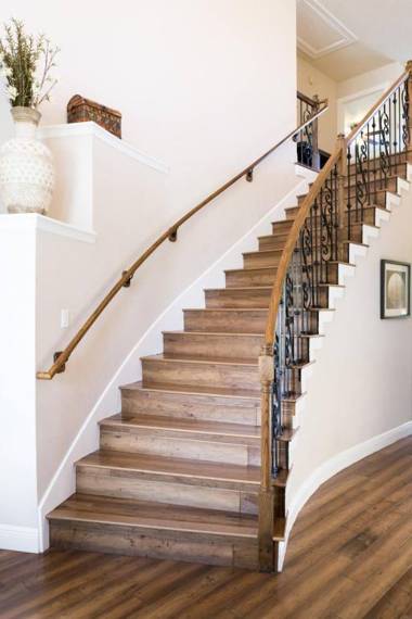 Lavish Indoor-Outdoor Living in a Amazing Retreat.