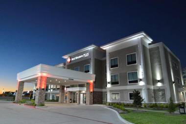 Best Western Plus Bay City Inn & Suites