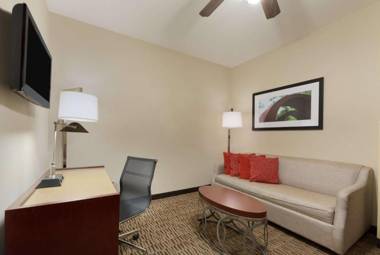 Hawthorn Suites by Wyndham College Station