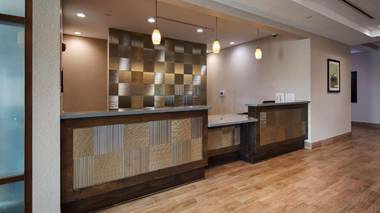 Best Western Plus College Station Inn & Suites