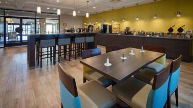 Best Western Plus College Station Inn & Suites