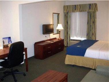 Holiday Inn Express Hotel & Suites Columbus an IHG Hotel