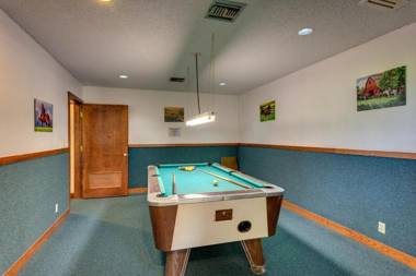 Colorado River Camping Resort Wheelchair Accessible Cabin 4