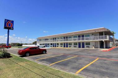 Motel 6-Corpus Christi TX - East - North Padre Island