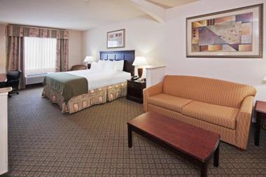 Holiday Inn Express Hotel and Suites Corsicana I-45 an IHG Hotel