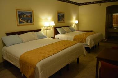 Texas Inn and Suites - Downtown Edinburg N. of McAllen Pharr