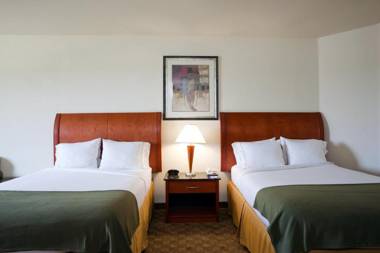 Holiday Inn Express Hotel and Suites Fairfield-North an IHG Hotel