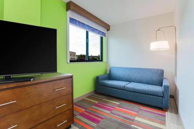 Holiday Inn Express Hotel & Suites Fort Worth Downtown an IHG Hotel