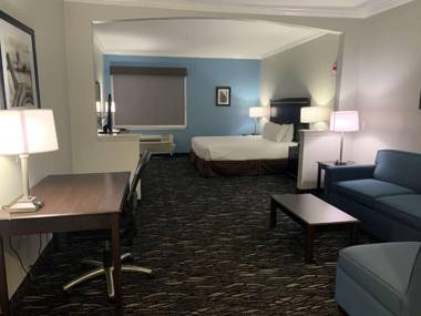 Best Western Plus Lake Worth