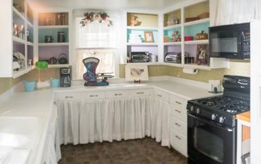 Studio B Guest House