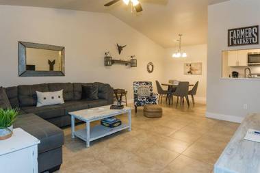 Fredericksburg Fun - All Four Units 101