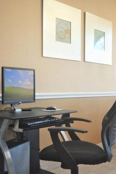 Super 8 by Wyndham Galveston