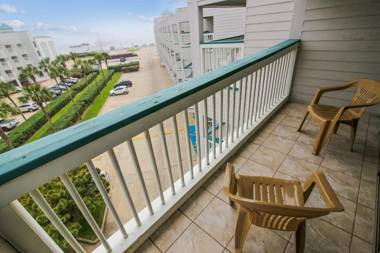 Casa del Mar 383-Coastal Retreat