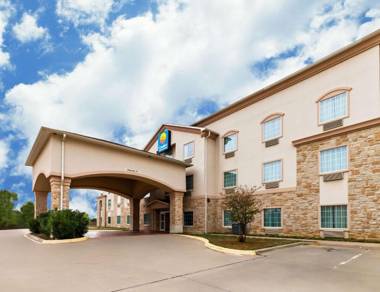 Comfort Inn & Suites near Comanche Peak