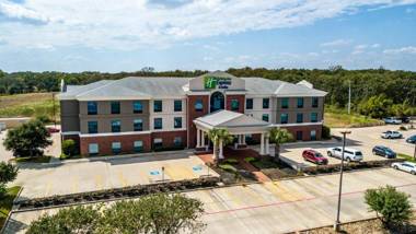 Holiday Inn Express Hotel & Suites Hearne an IHG Hotel