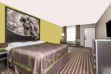 Super 8 by Wyndham Houston/NASA/Webster Area