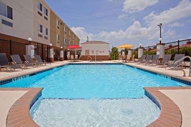Candlewood Suites Houston Westchase - Westheimer an IHG Hotel