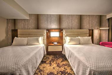 The Grand Tuscany Hotel