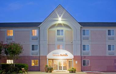 Sonesta Simply Suites Houston W Beltway