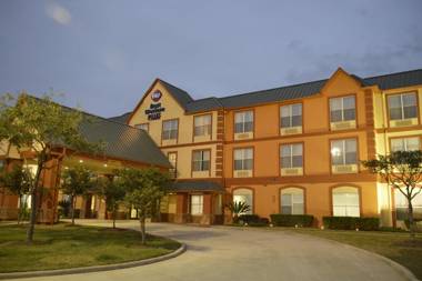 Best Western PLUS Hobby Airport Inn and Suites