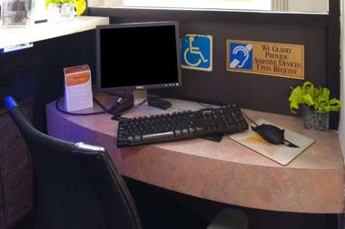 Econo Lodge Inn & Suites West – Energy Corridor