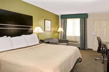 Howard Johnson Houston Heights - Downtown