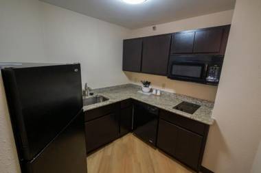 Red Roof Inn PLUS+ Houston - Energy Corridor