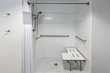 Hampton Inn and Suites Houston Central