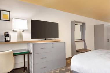 Holiday Inn Houston Intercontinental Airport an IHG Hotel